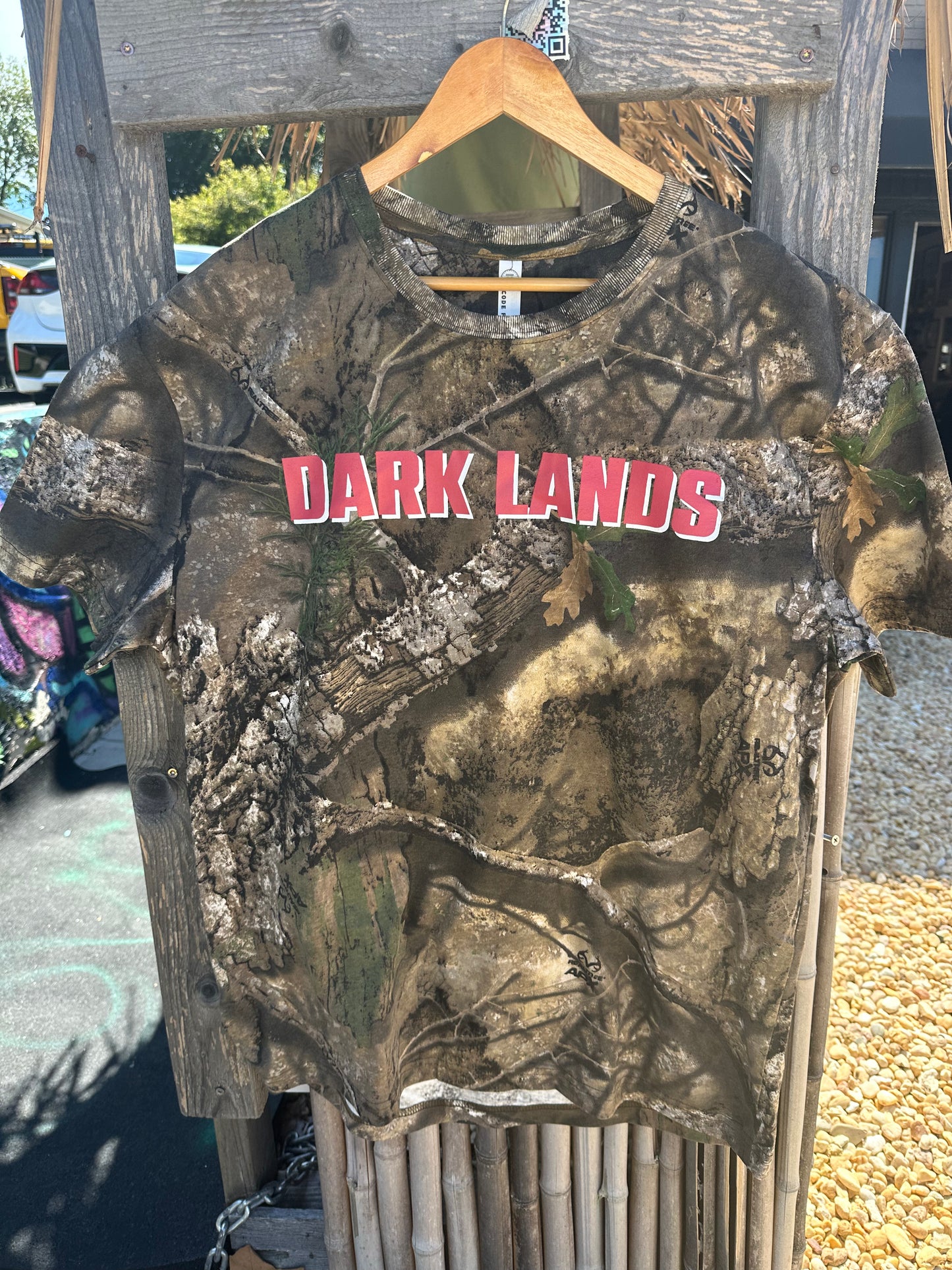 DARK MOUNTAIN TEE LARGE
