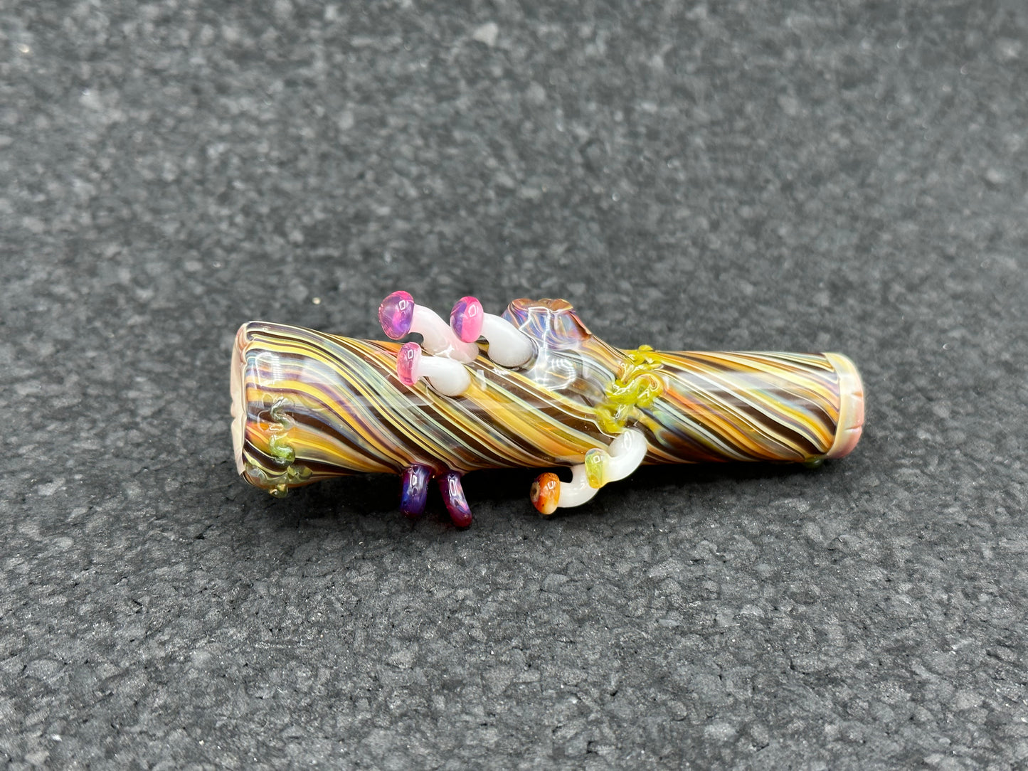 GNARLA CARLA - 🍄 LOG CHILLUM 1