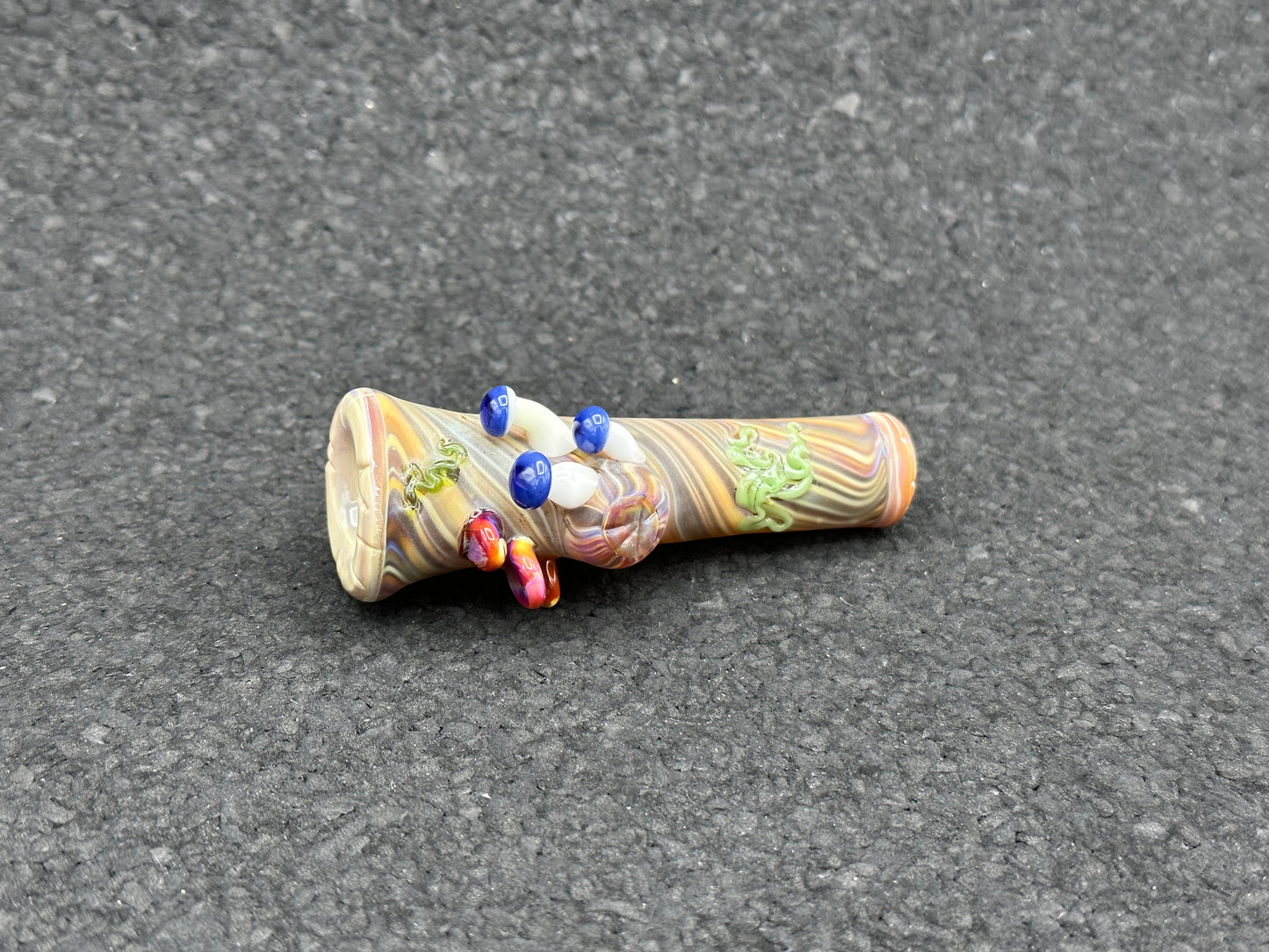 GNARLA CARLA - 🍄 LOG CHILLUM 5