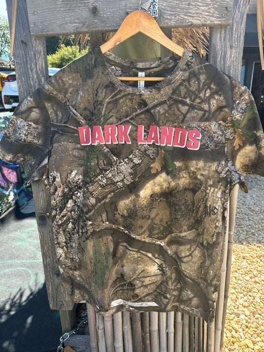 DARK MOUNTAIN TEE   4 XL