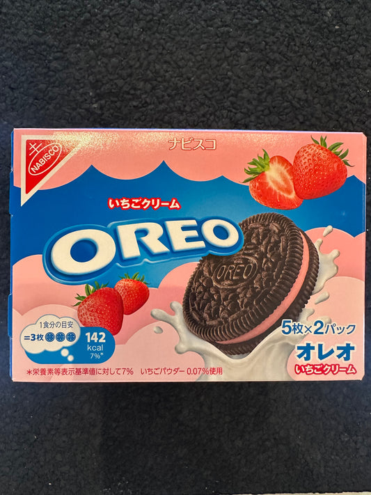 Oreo Cookies Strawberry Cream