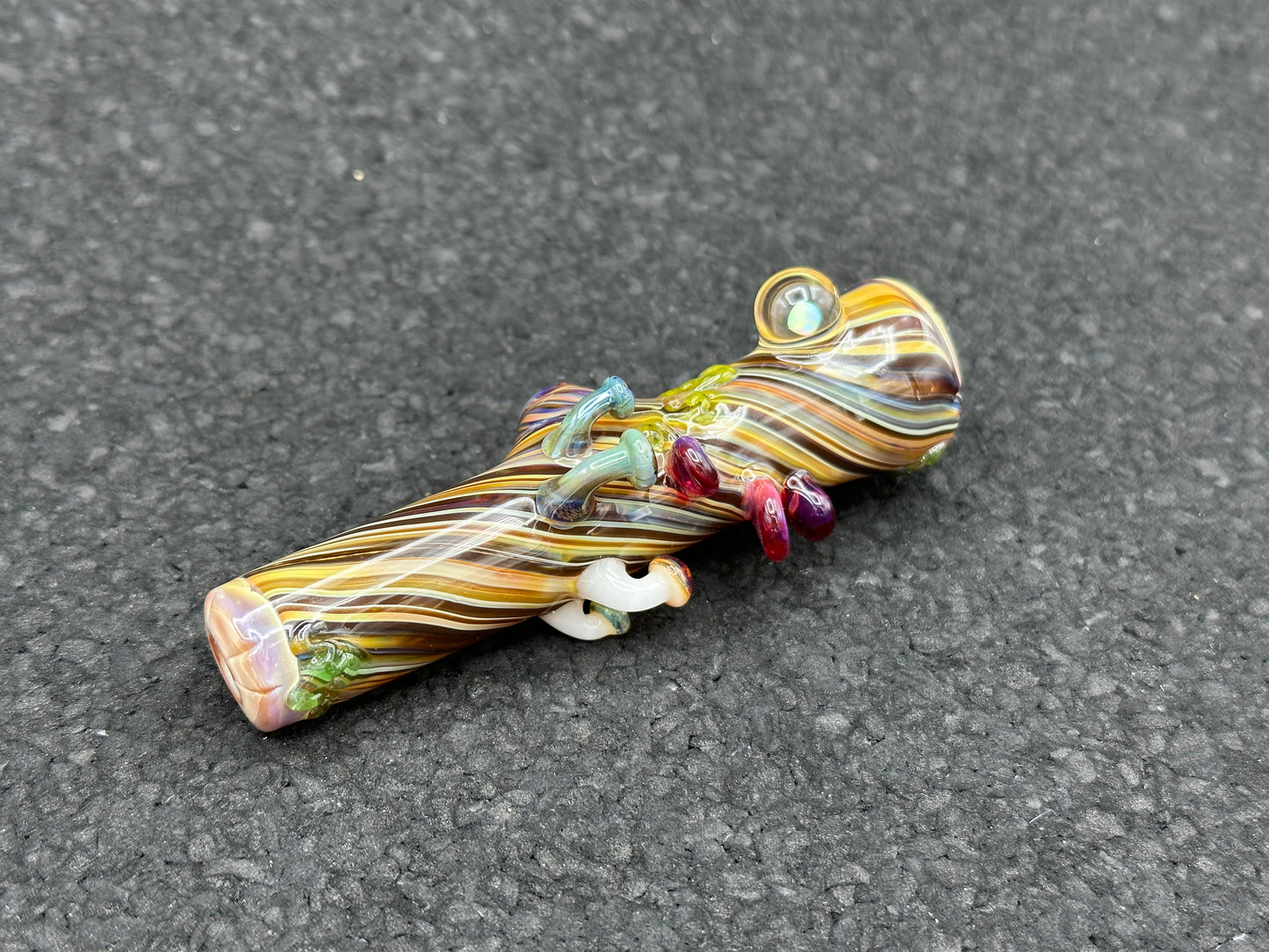 GNARLA CARLA -  🍄 LOG CHILLUM 1